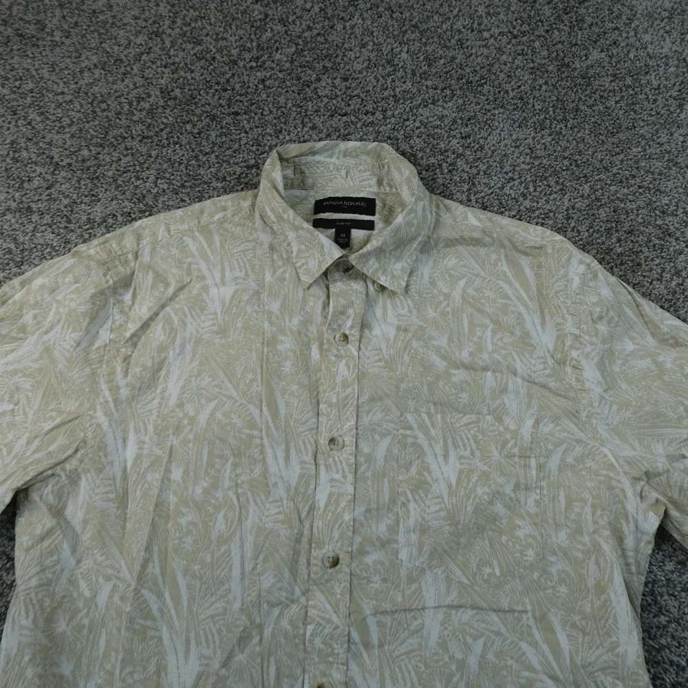 Banana Republic Shirt Mens M Beige Tropical Hawaiian Aloha Slim Fit Short Sleeve